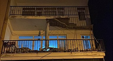 İstanbul -Üsküdar'da balkonu çöken 4 katlı bina tahliye edildi