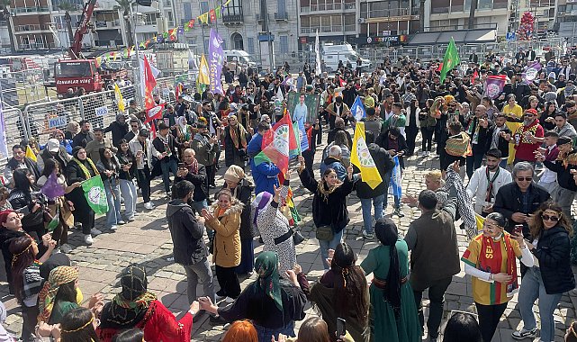 İzmir'de nevruz kutlandı