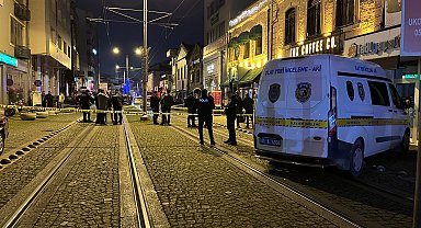 İzmit'te eğlence mekanına silahlı saldırı; 2 ölü, 3 yaralı