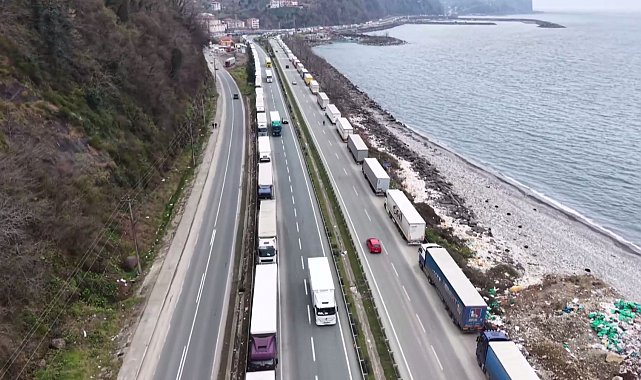 Kafkasya'ya açılan kapıda bayramda yoğunluk