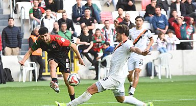 Karşıyaka'da Erhan ve Mücahit'ten müthiş dönüş