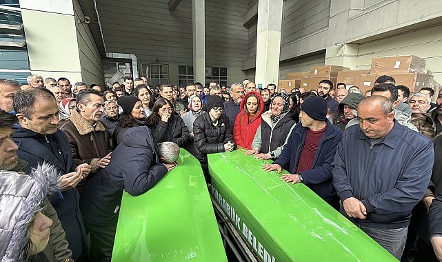 Kazada ölen evli çift toprağa verildi