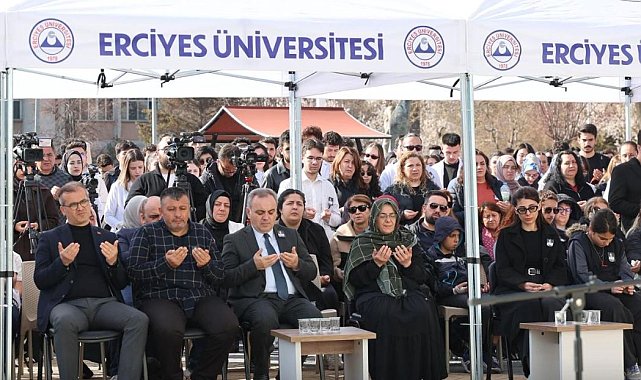 Kazada ölen tıp öğrencisi Yaren için üniversitede anma töreni