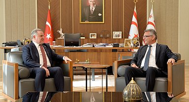 KKTC Cumhurbaşkanı Erhürman, Gençlik ve Spor Bakanı Osman Aşkın Bak'ı kabul etti