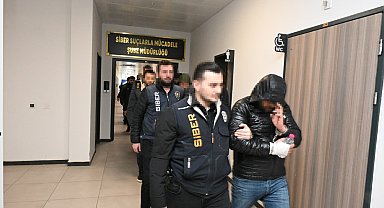 Kocaeli merkezli dolandırıcılık operasyonu; 18 tutuklama