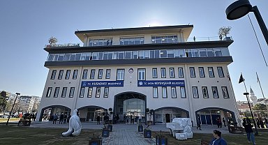 Kuşadası Belediyesi'ne 'yolsuzluk' soruşturması; belediye başkanı dahil 6 gözaltı