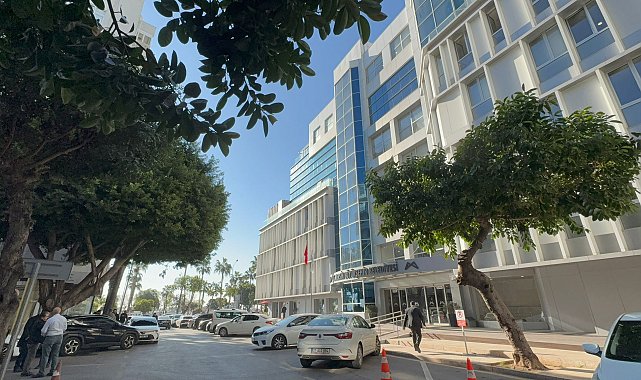 Mersin Büyükşehir Belediyesi'nde 'ihaleye fesat' ve 'rüşvet' operasyonu
