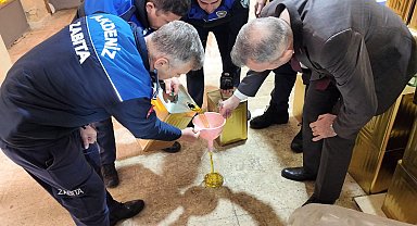 Mersin'de depoda 4,5 ton sahte zeytinyağı ele geçirildi