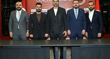 Natura Dünyası Gençlerbirliği, Volkan Demirel ile anlaştığını duyurdu