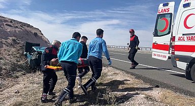 Nevşehir'de şarampole devrilen otomobilin sürücüsü yaralandı