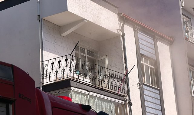 Ocakta unutulan yemek yangına yol açtı