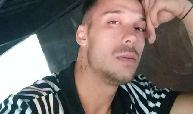 Önünü kesen kişiler tarafından kalbinden bıçaklanan müzisyen öldü