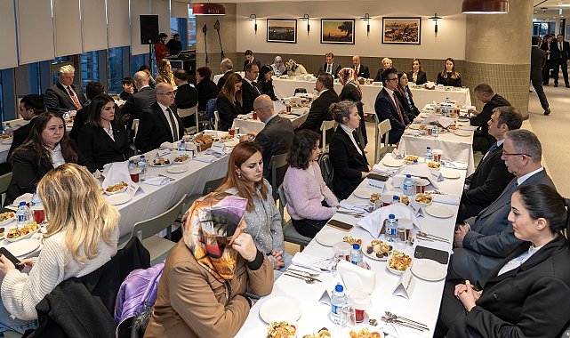 OYAK yönetimi, şehit aileleriyle iftar programında bir araya geldi