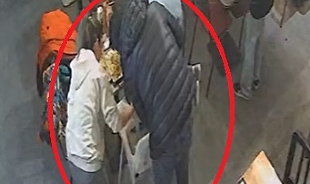 Restoran sahibi, nefes borusuna yiyecek kaçan bebeği Heimlich manevrasıyla kurtardı