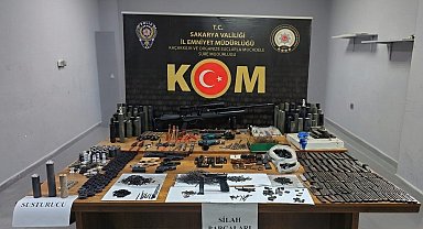 Sakarya'da 'uyuşturucu ve silah ticareti'ne 2 tutuklama