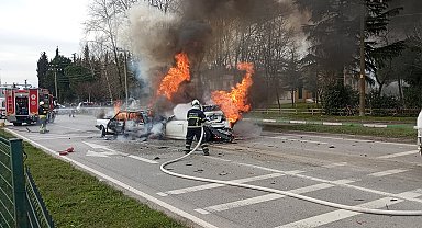 Samsun'da 6 aracın karıştığı kaza sonrası yangın çıktı; 3 yaralı