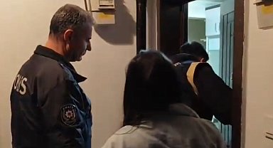 Sanal medyada tanıştıkları kişileri silahla tehdit edip para alan 15 şüpheli tutuklandı