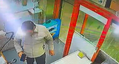 Şanlıurfa'da telefon hırsızlığı kamerada