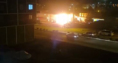 Siirt'te akaryakıt istasyonunda çıkan yangın söndürüldü