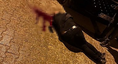 Sokakta yürürken tabanca ile başından vuruldu