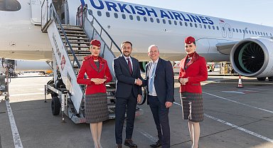 THY, Londra Stansted uçuslarına başladı