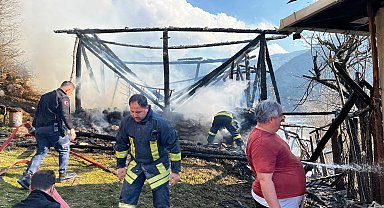 Tosya'da samanlık yangını