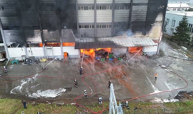 Trabzon'da fındık fabrikasında yangın