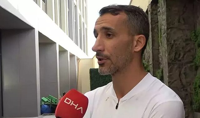 Türkiye - Romanya maçı öncesinde Mehmet Topal, Romanya'da yeniden gündem oldu