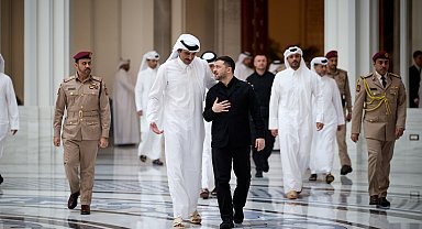 Ukrayna Devlet Başkanı Zelenskiy, Katar Emiri Al Sani ile görüştü