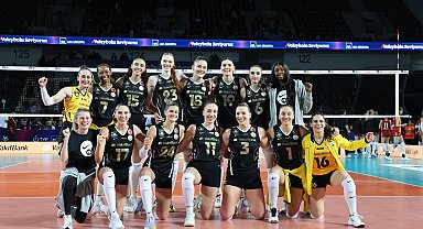 VakıfBank, AXA Sigorta Kupa Voley'de final biletini aldı