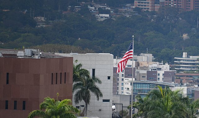 Venezuela'daki ABD Büyükelçiliği 7 yıl sonra yeniden açıldı