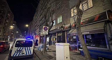 Yalnız yaşadığı evinde ölü bulundu