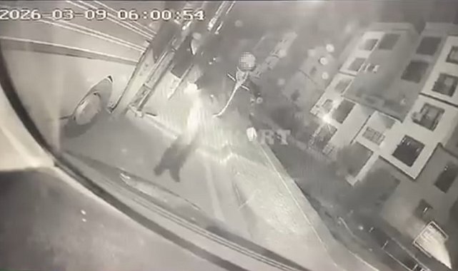 Yol verme tartışmasında şoförler kaza yaptı