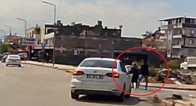 Yolda yürüyen kadının boynundaki kolyesini gasbeden şüpheli tutuklandı