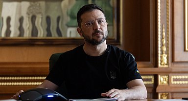 Zelenskiy: Rusya bir haftada yaklaşık 1550 İHA ve 1260'tan fazla güdümlü bomba ile saldırdı