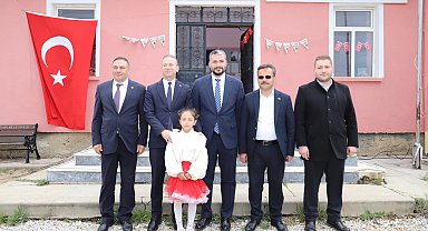 1 öğretmen 1 öğrencili okulda 23 Nisan kutlaması