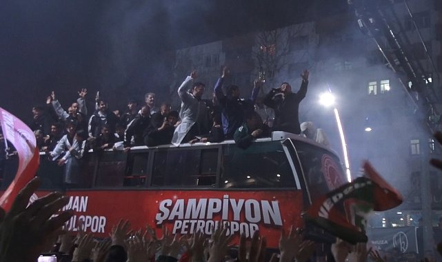 1'inci Lig'e yükselen Batman Petrolspor'a coşkulu karşılama