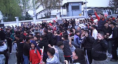 1'inci Lig'e yükselen Batman Petrolspor'dan şampiyonluk kutlaması