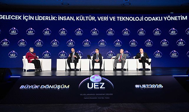 'Belirsizliğin normalleştiği bu dönemde liderlik ön plana çıkıyor'