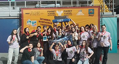 'Çaylak takım', robot yarışmasında Türkiye 2'ncisi oldu