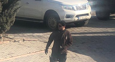 'Silahım yok' diyen Mustafa Türkay Sonel'in kamuflajlı tabancalı fotoğrafı ortaya çıktı