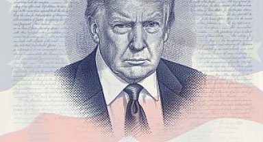 ABD'de Trump portreli pasaport dönemi