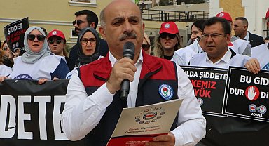 Adana'da öğretmenler, eğitimde şiddete 'dur' demek için iş bıraktı