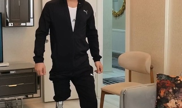 Akın motosiklet kazasında bacağını kaybetti, hayırseverler 450 bin liralık protezle yürümesini sağladı