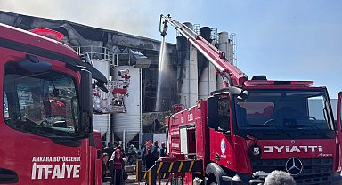 Ankara'da boya fabrikasında yangın
