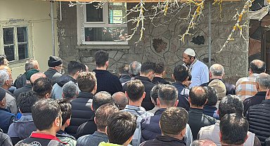 Annesi tarafından öldürüldüğü öne sürülen 2 aylık Ela bebek toprağa verildi