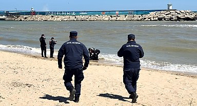 Arnavutköy'de sahilde erkek cesedi bulundu