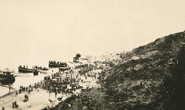 Avustralyalı gazeteci: İtilaf kuvvetlerinin talihsizliği, dahi bir Türk subayının Çanakkale'de bulunmasıydı