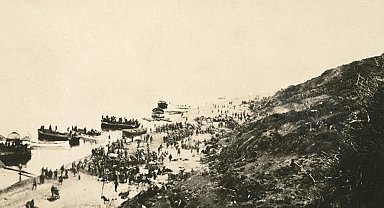 Avustralyalı gazeteci: İtilaf kuvvetlerinin talihsizliği, dahi bir Türk subayının Çanakkale'de bulunmasıydı