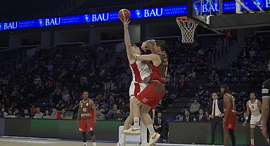 Bahçeşehir Koleji-Karşıyaka: 74-88